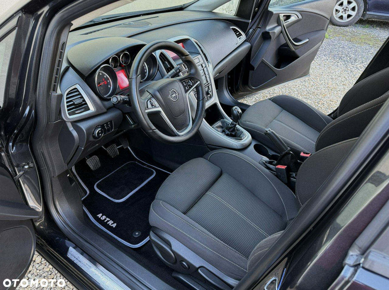 Opel Astra 1.4 Turbo Sports Tourer 150 Jahre - 16