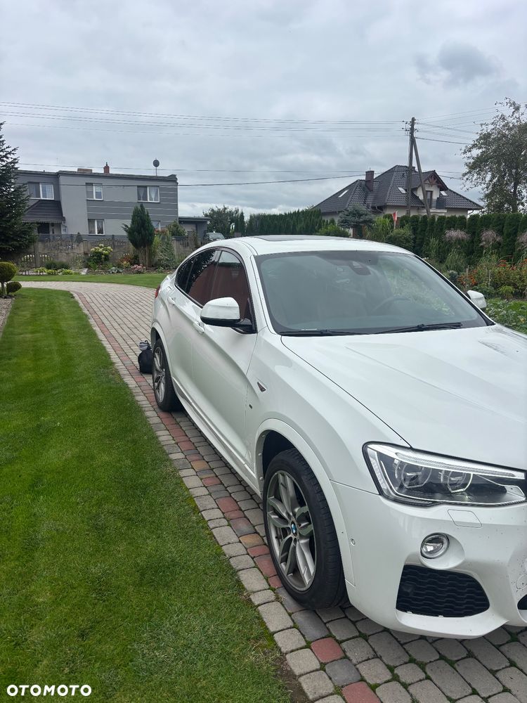 BMW X4 xDrive28i Advantage - 2