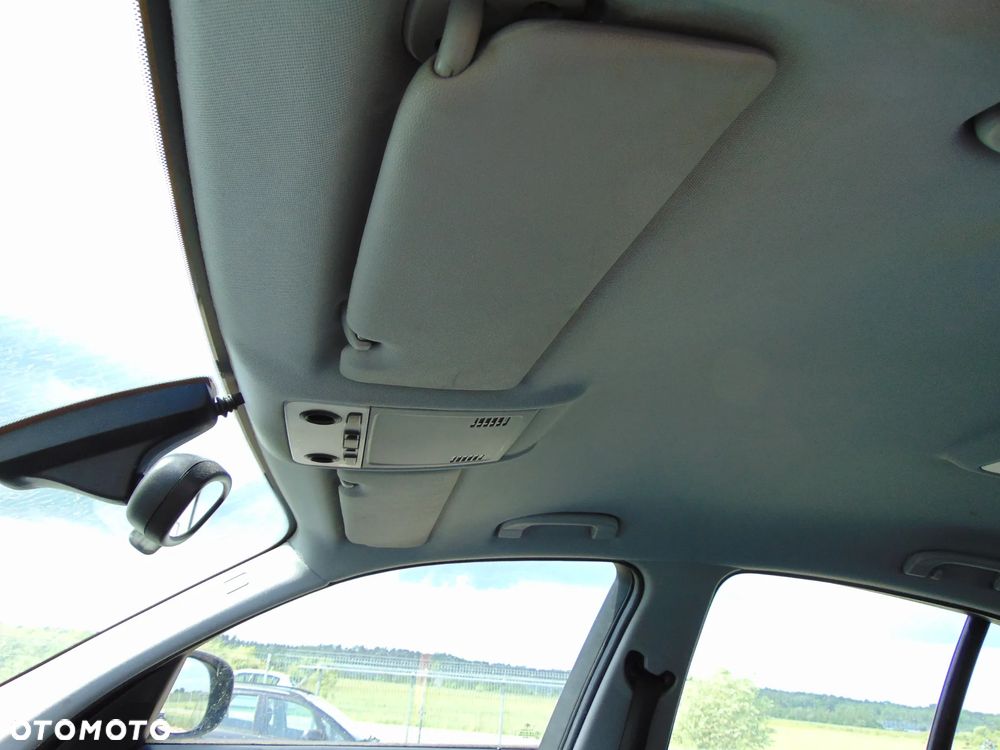 podsufitka podbitka 5d hb bmw e87 - 2