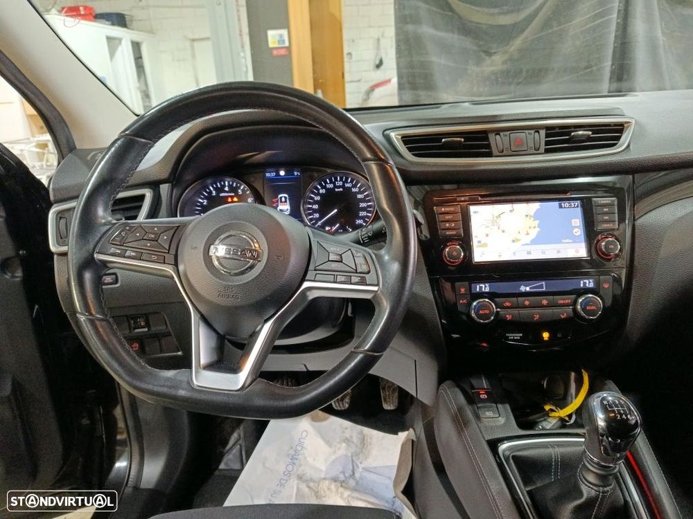 Nissan Qashqai 1.3 DIG-T N-Connecta J18 - 6
