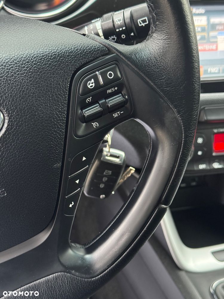 Kia Ceed 1.6 GDI SW ISG UEFA EURO 2016 - 17