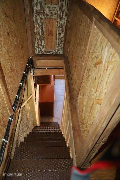 Casa reconstruida na serra da estrela - Grande imagem: 5/12