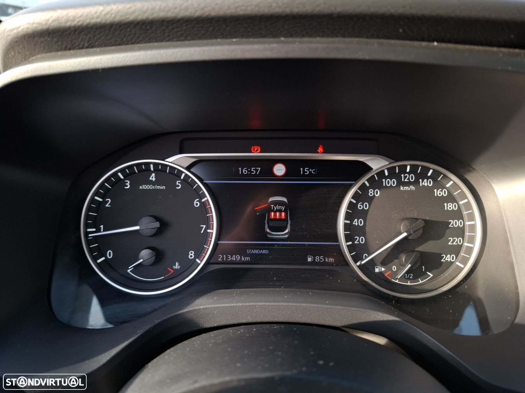 Nissan Qashqai 1.3 DIG-T Acenta - 17