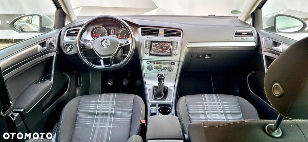 Volkswagen Golf 1.6 TDI 4Motion BlueMotion Technology Comfortline - 8