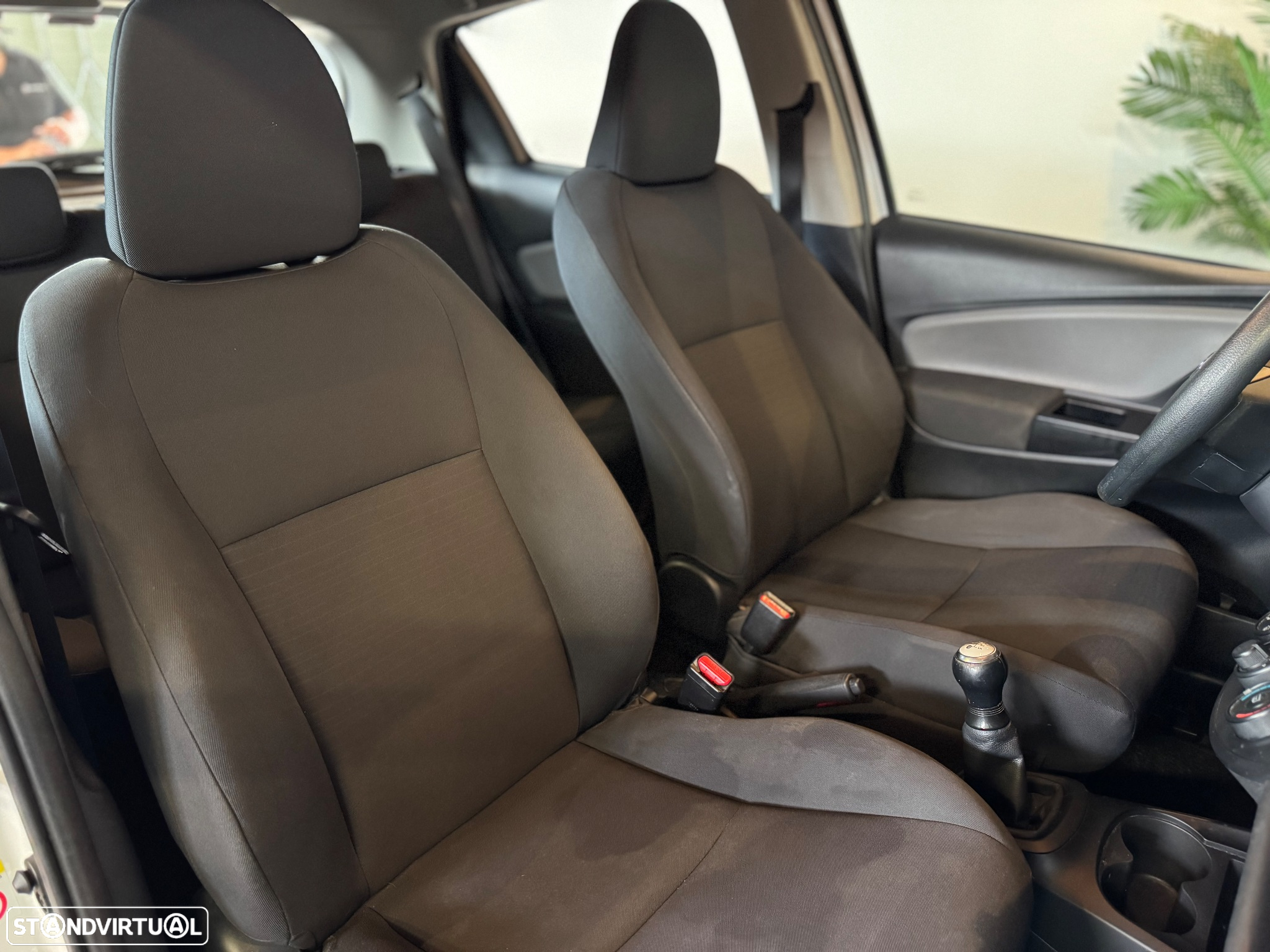 Toyota Yaris 1.0 VVT-i Comfort - 14