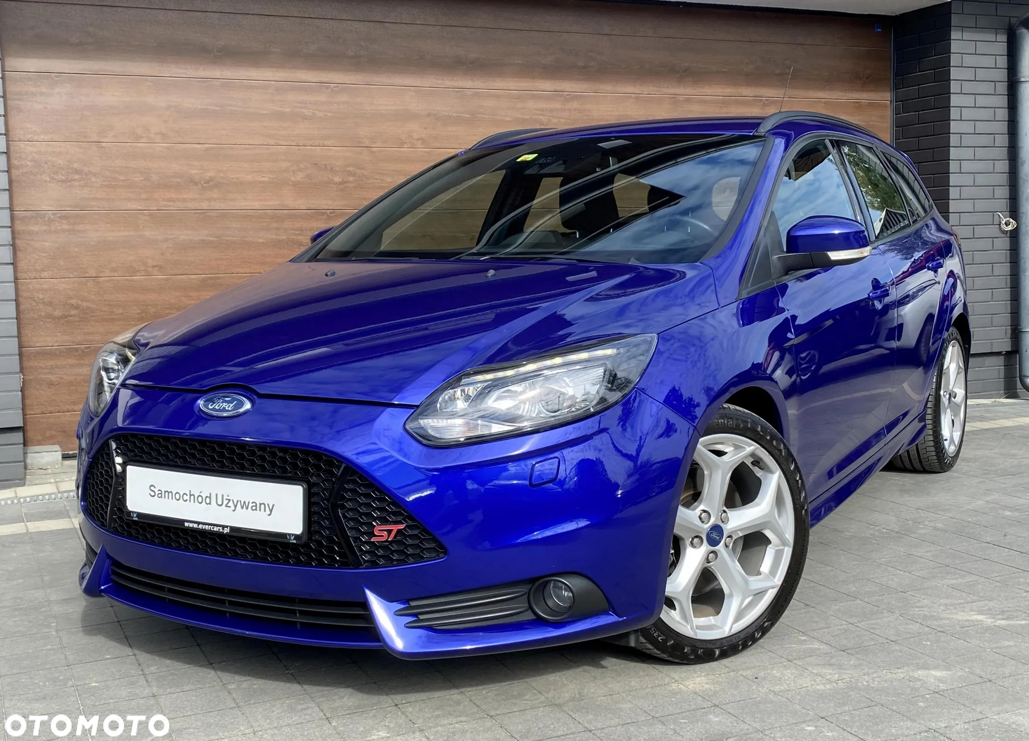 Ford Focus 2.0 EcoBoost ST mit Leder-Sport-Paket - 2