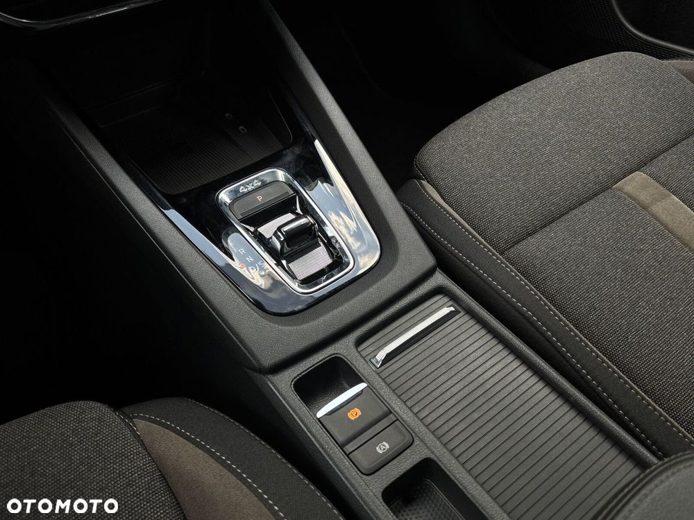 Skoda Octavia 2.0 TDI 4x4 Scout DSG - 23