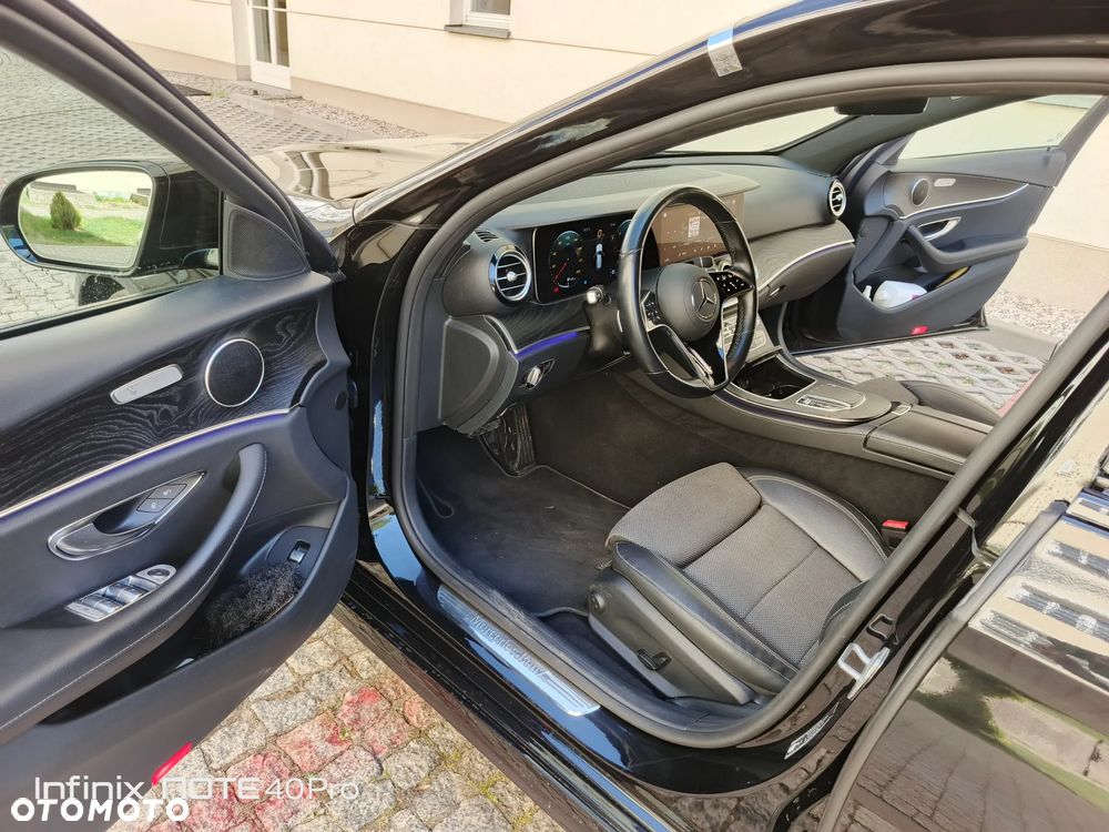 Mercedes-Benz Klasa E 220 d 9G-TRONIC Night Edition - 11
