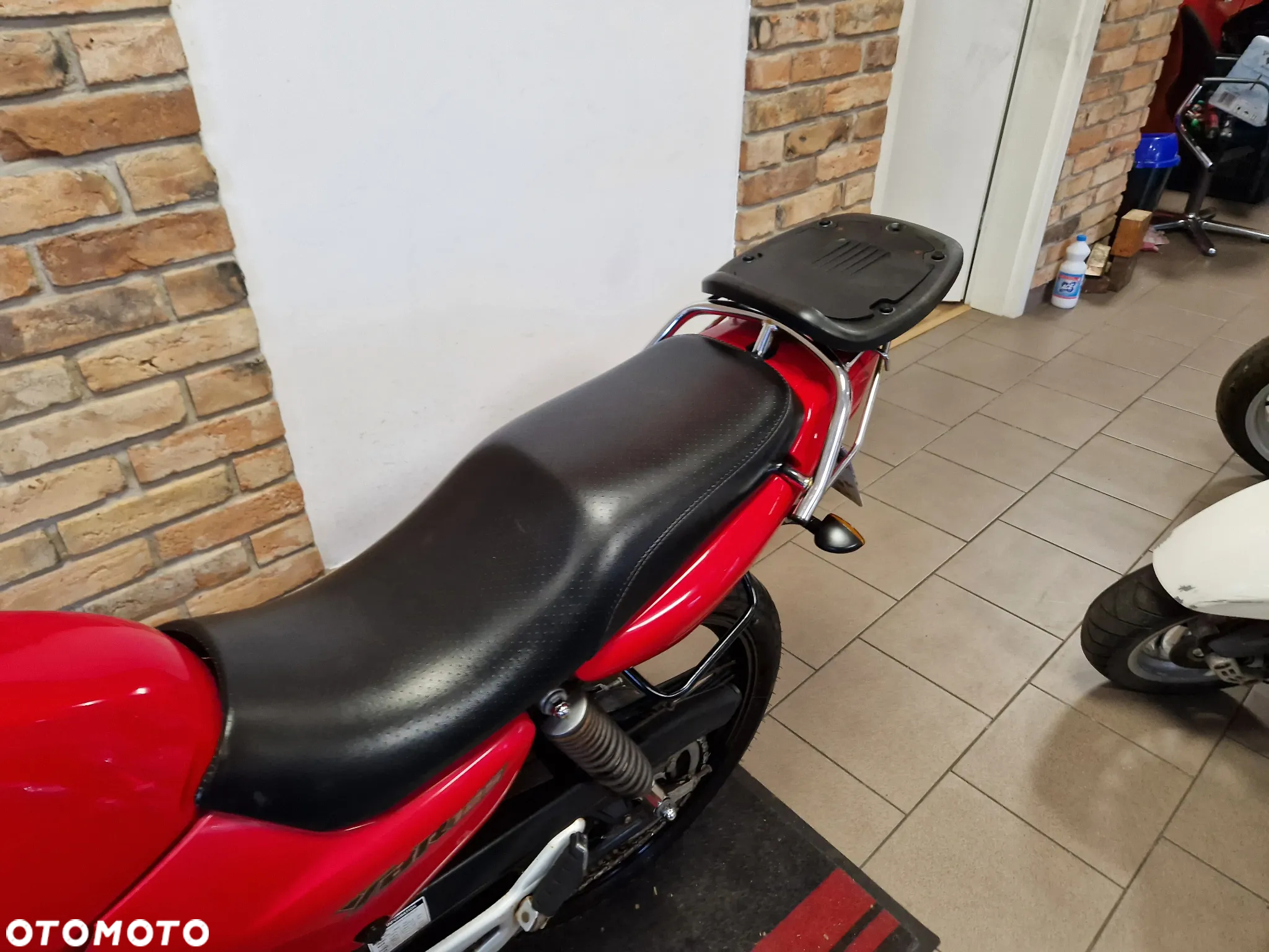 Yamaha YBR - 13