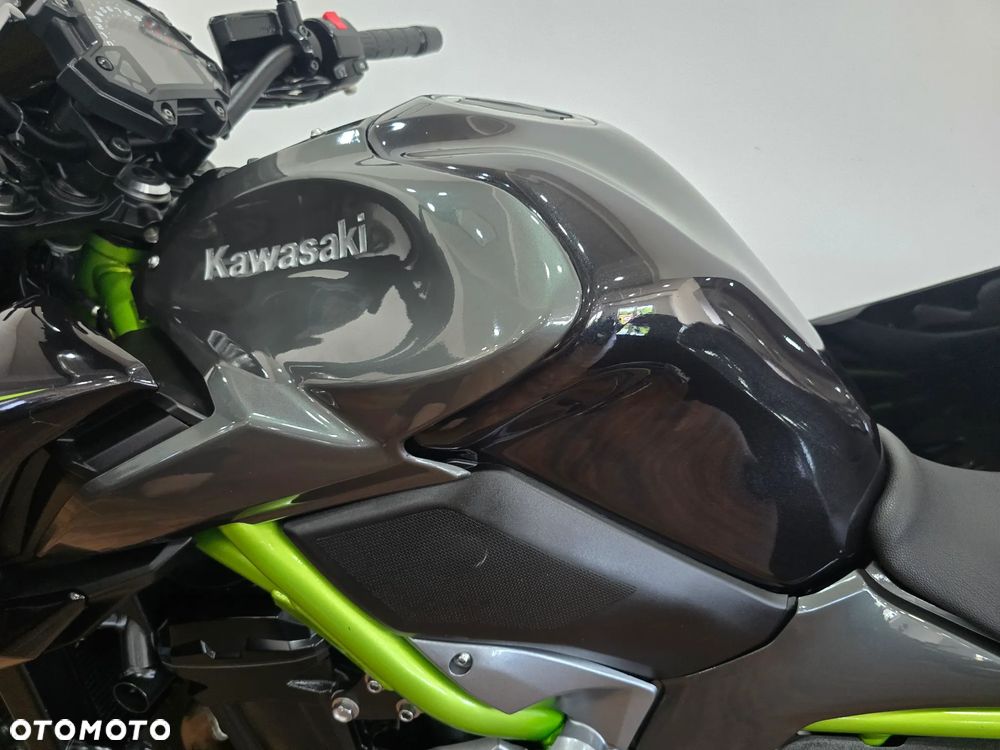 Kawasaki Z - 11