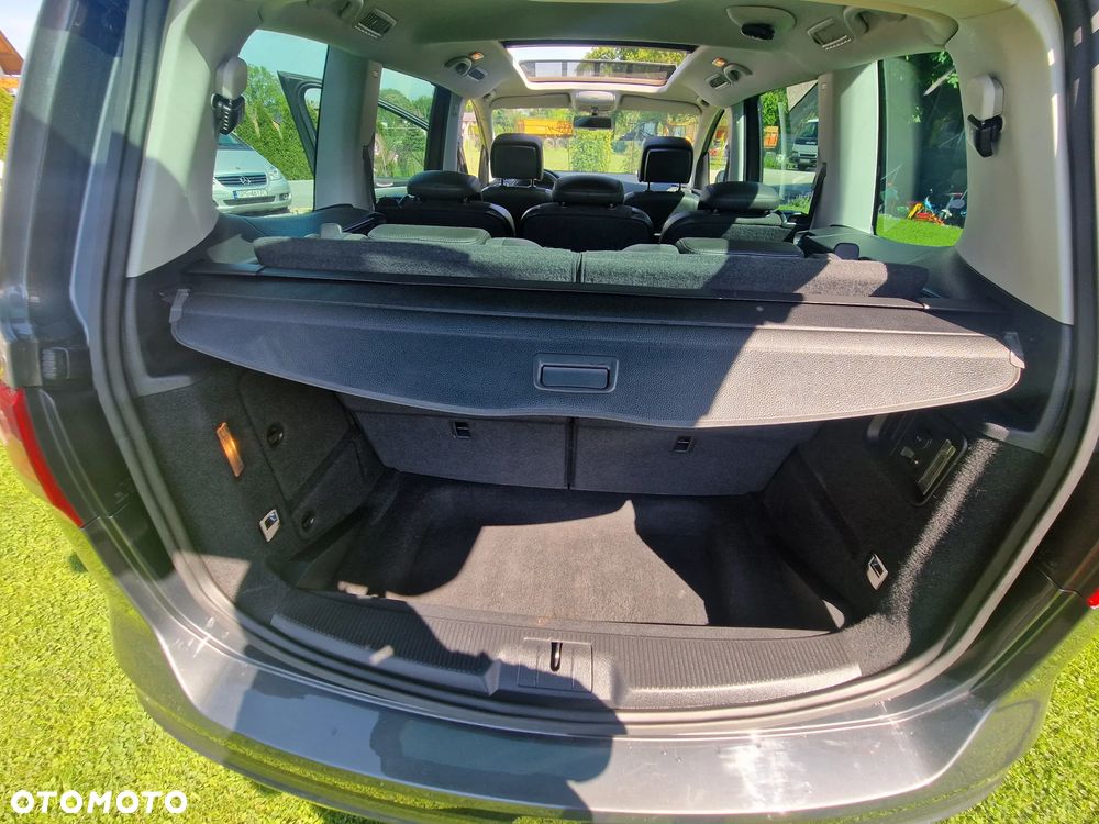 Volkswagen Sharan 2.0 TDI DSG BlueMotion Technology Highline - 27