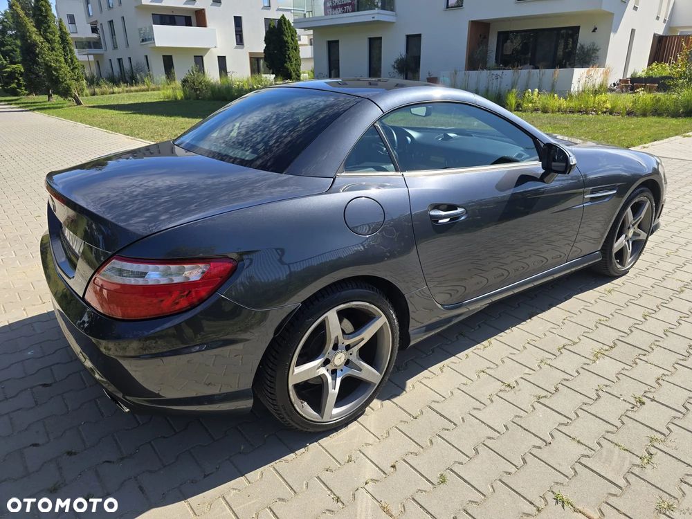 Mercedes-Benz SLK 200 BlueEFFICIENCY 7G-TRONIC Edition 1 - 9