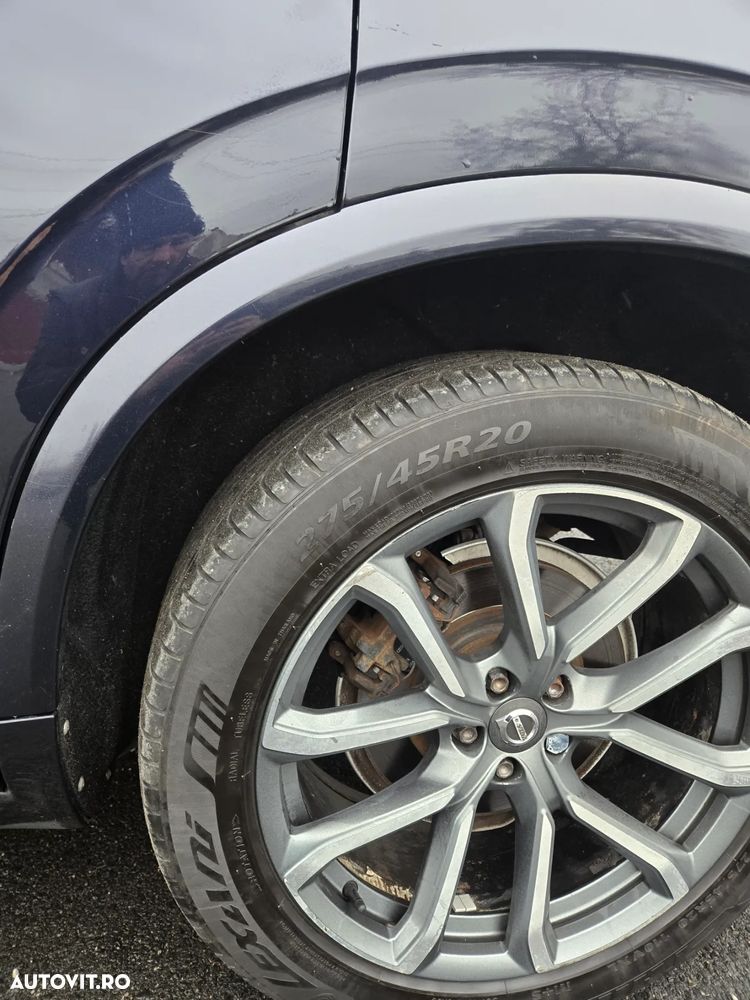 Volvo XC 90 T5 AWD Momentum - 9