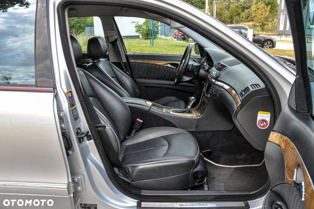 Mercedes-Benz Klasa E 320 CDI 4-Matic Avantgarde - 12