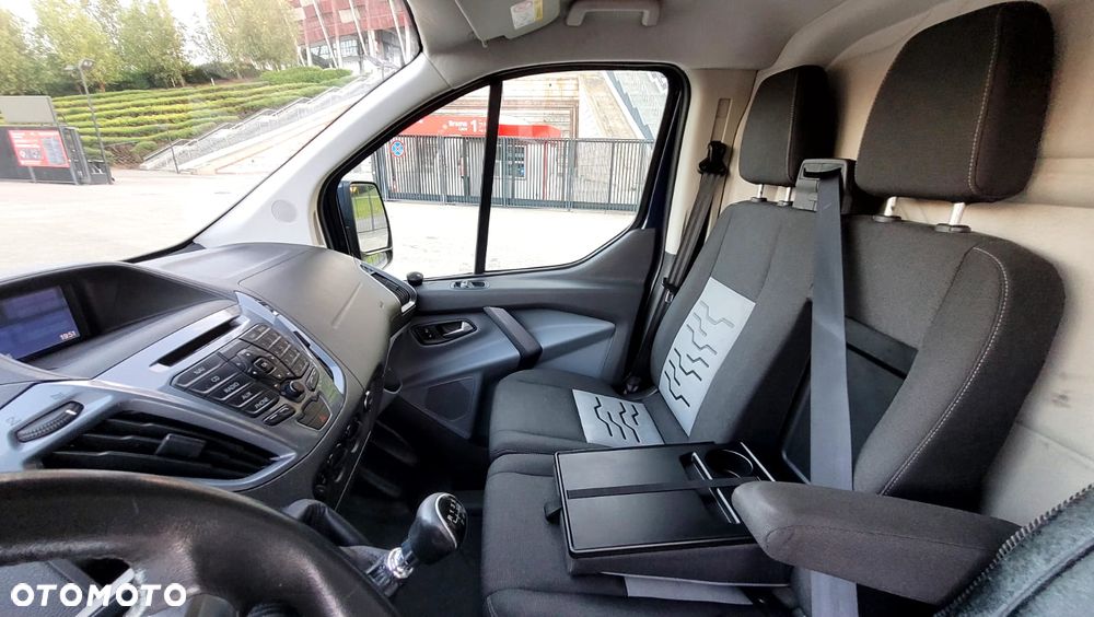 Ford Transit Custom - 16