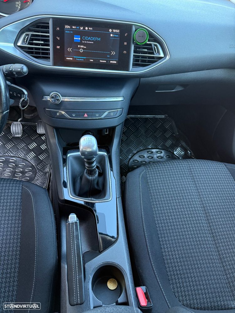 Peugeot 308 SW 1.5 BlueHDi Business Line - 17