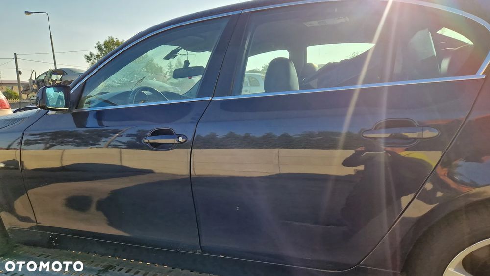 BMW E60  DRZWI LEWY TYŁ ORIENTBLAU 317/5 - 1