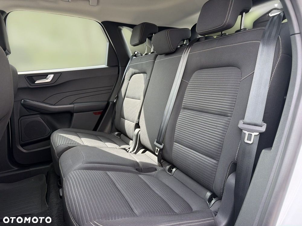 Ford Kuga - 14