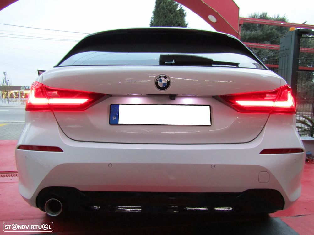 BMW 116 d Aut. Sport Line - 8