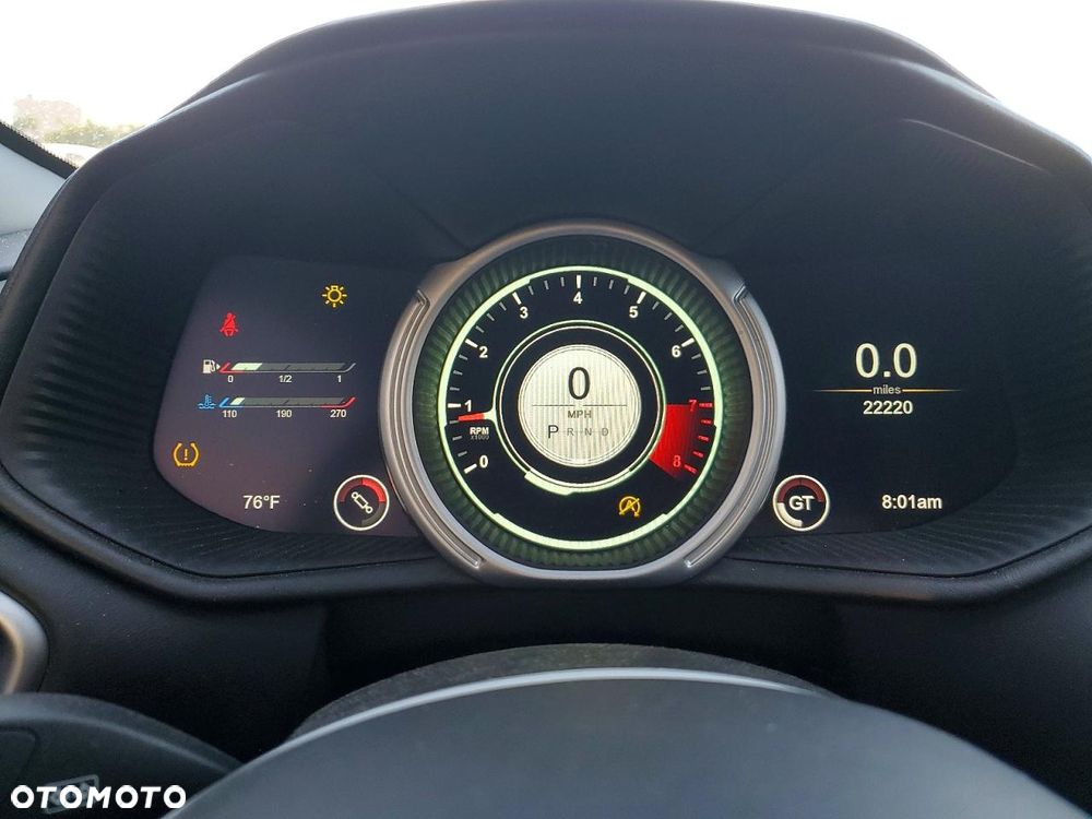 Aston Martin DB11 - 9