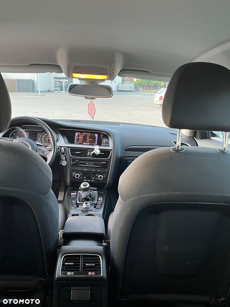Audi A4 Avant 2.0 TDI - 6