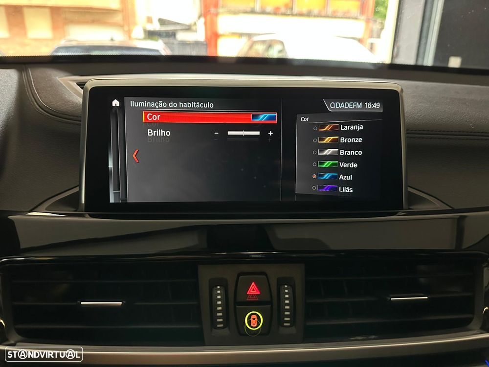 BMW X1 16 d sDrive xLine Auto - 30