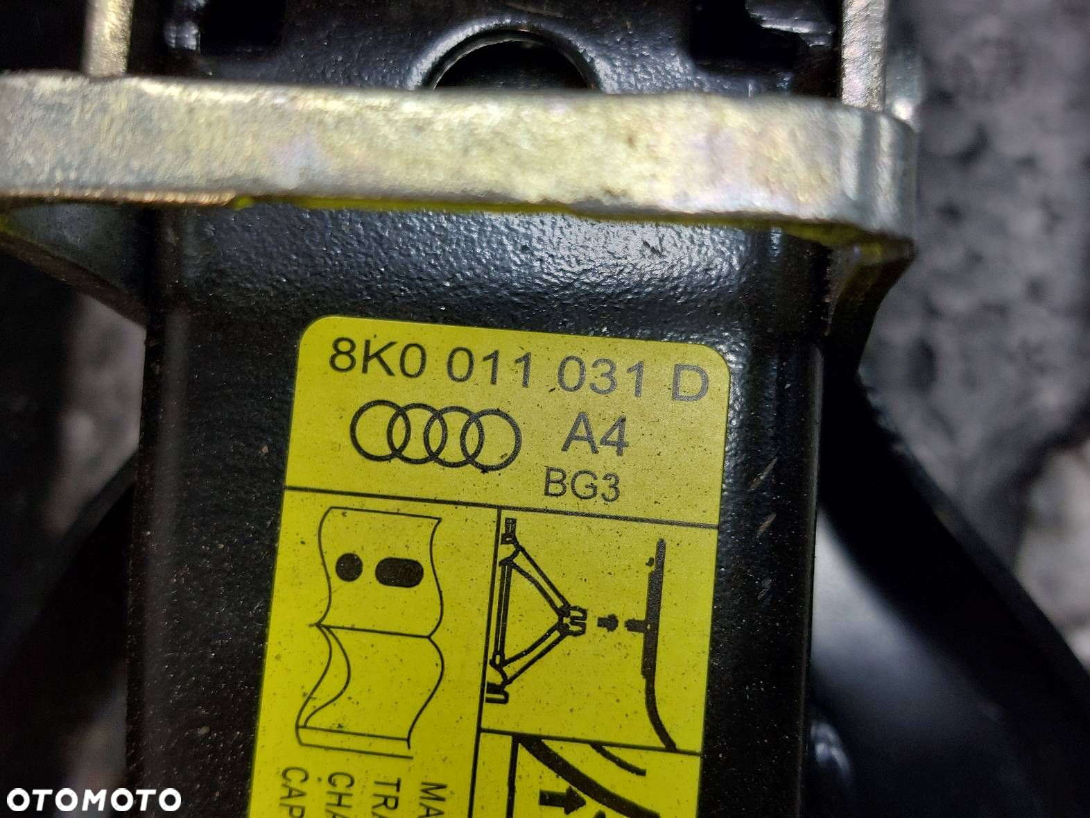 LEWAREK PODNOŚNIK SAMOCHODOWY UCHO AUDI A5 8T 8K0011031D 1120 KG - 7