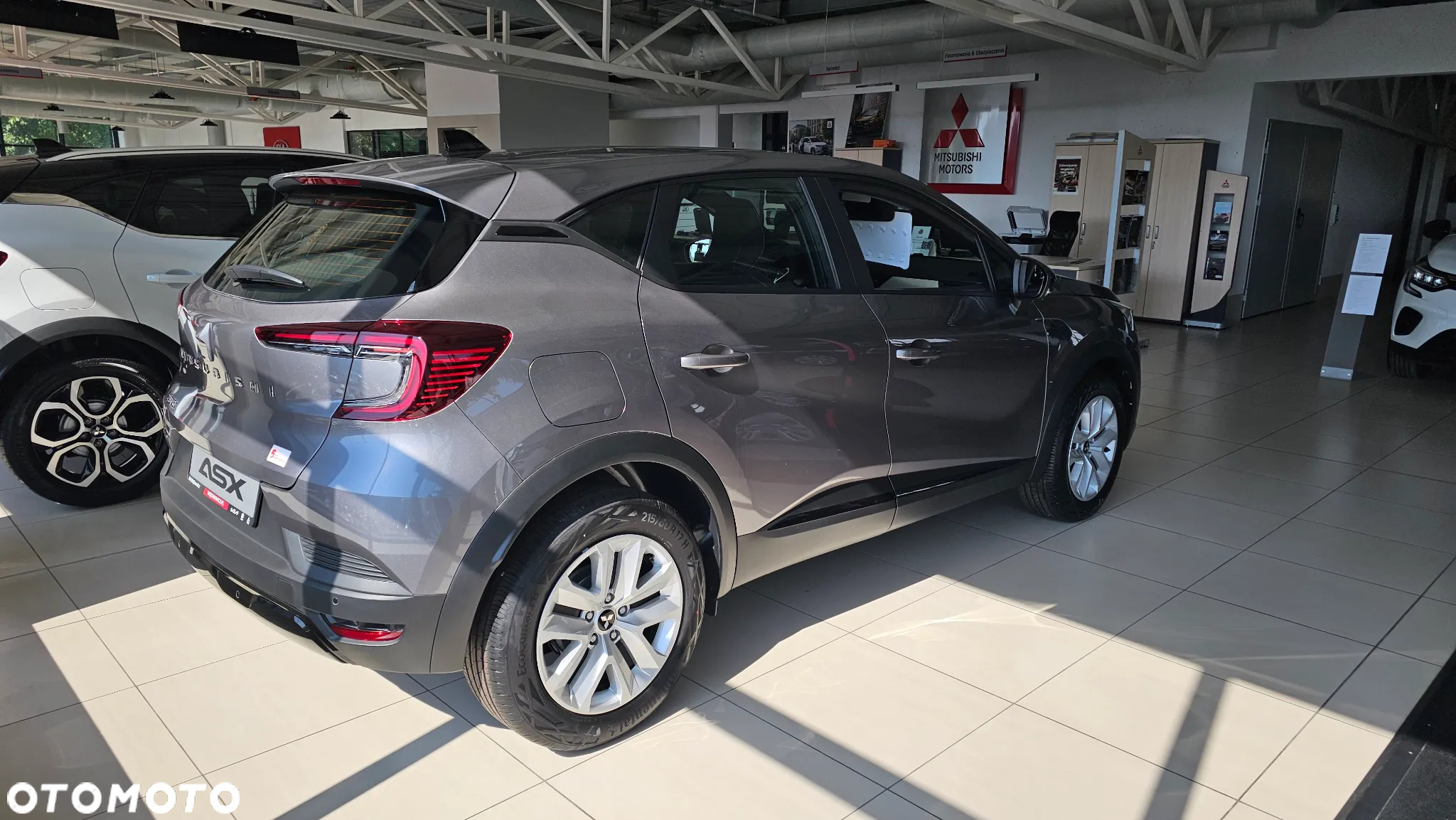 Mitsubishi ASX - 5