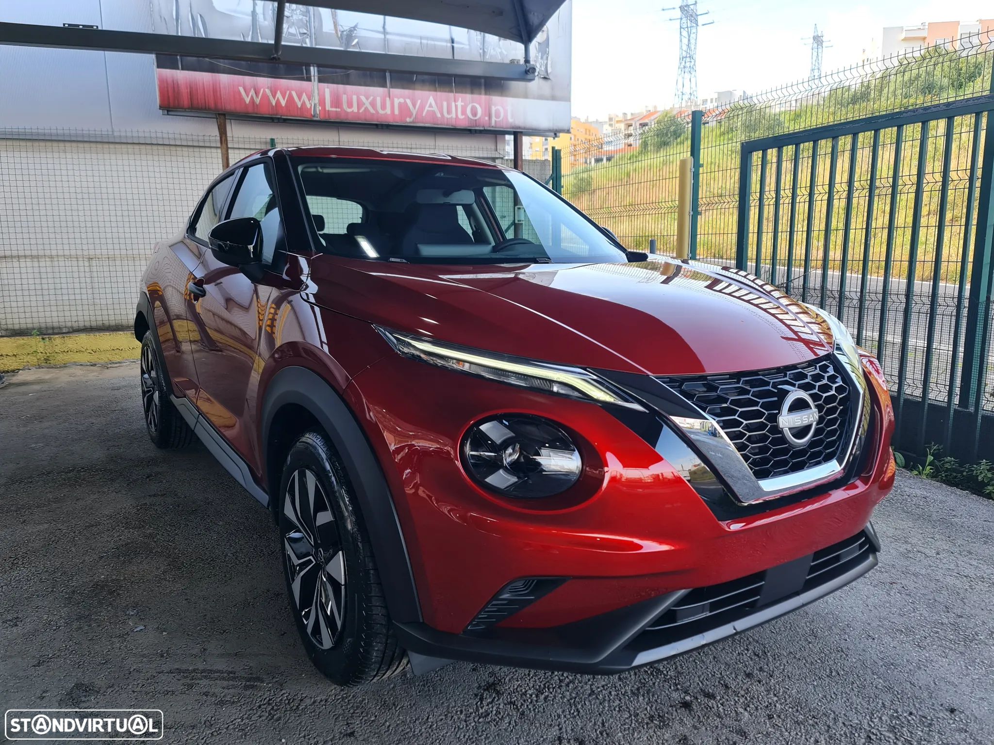 Nissan Juke 1.0 DIG-T Acenta+ - 1