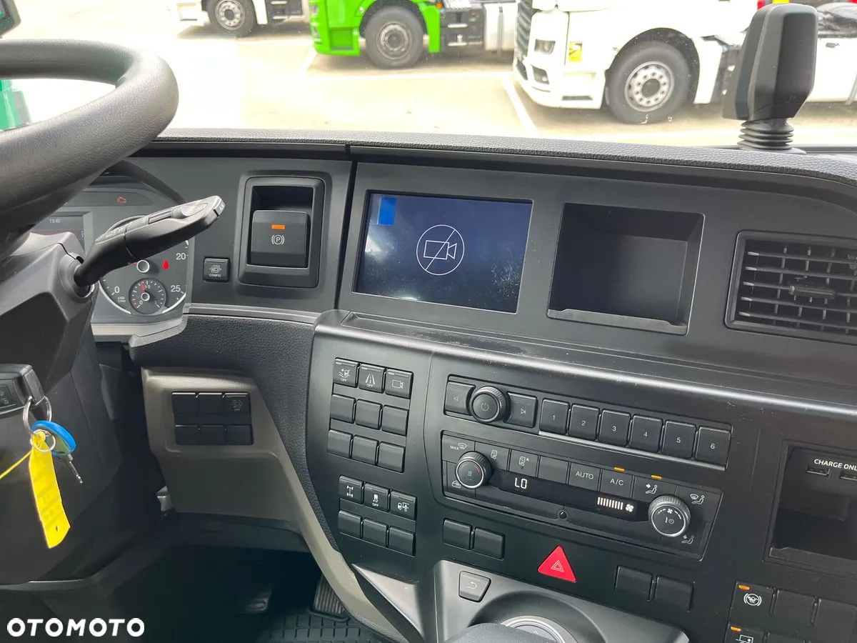MAN TGX 18.470 4x2 BL SA - 21