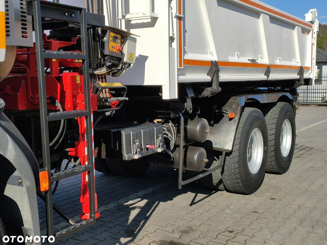Renault Kerax 26.370  6x4 Mocny HDS FASSI F110 - 11