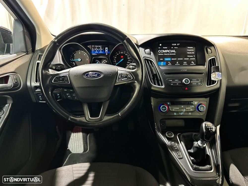 Ford Focus 1.5 TDCi Titanium - 19