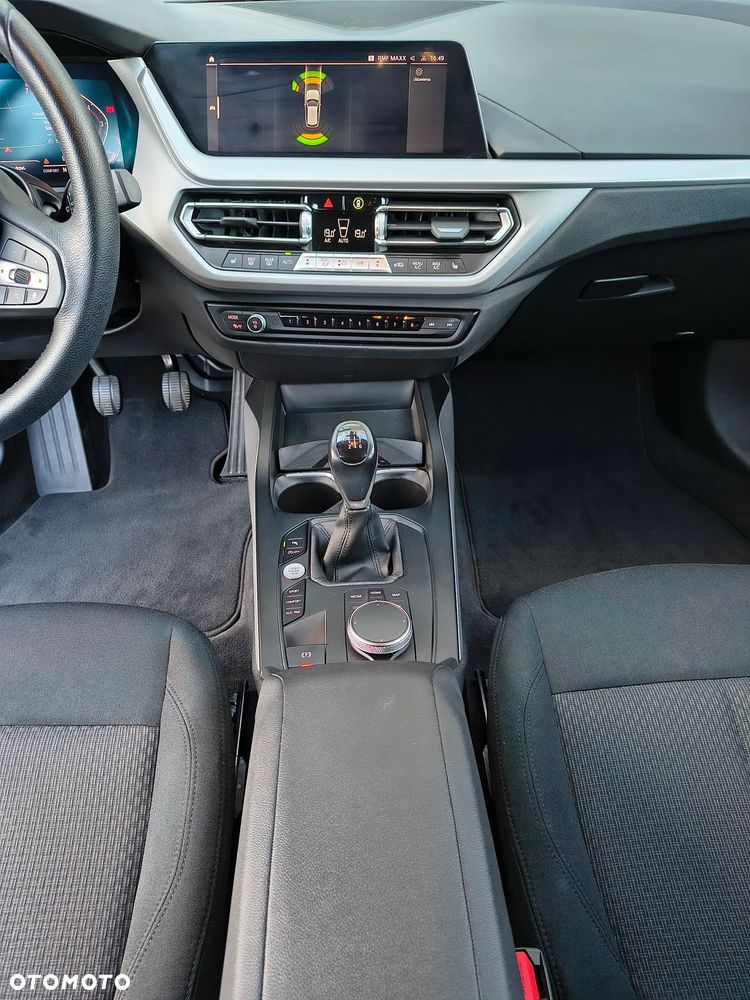 BMW Seria 1 118i Advantage - 10