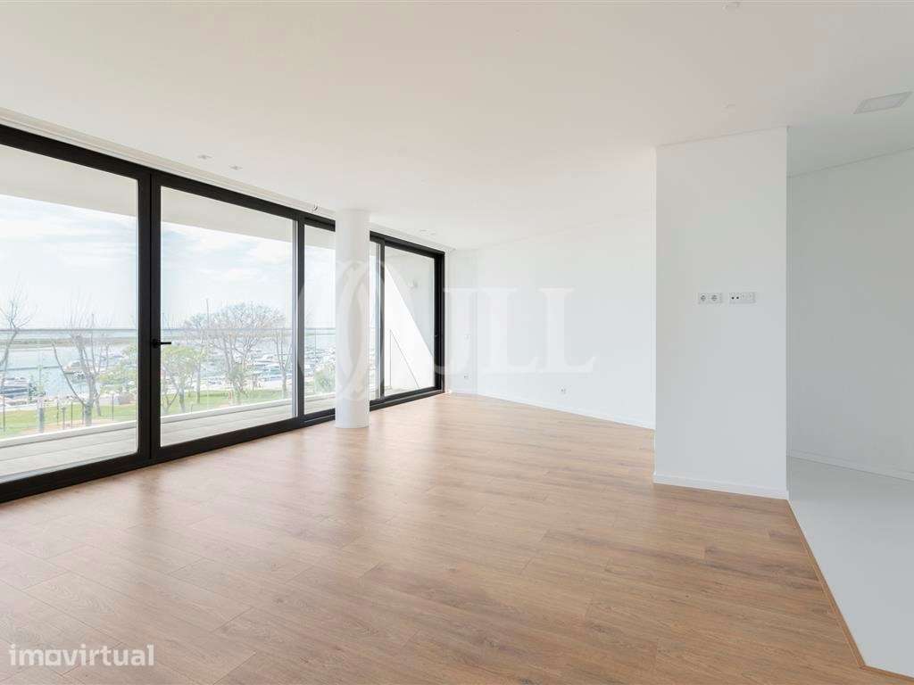 Apartamento T2 com Varanda, Del Mar Marina I, em Olhão, Algarve - Grande imagem: 2/60