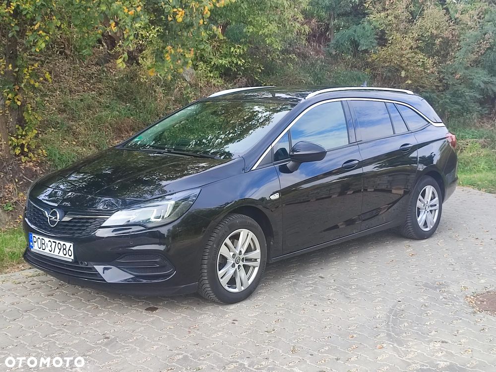 Opel Astra 2020 photo 2