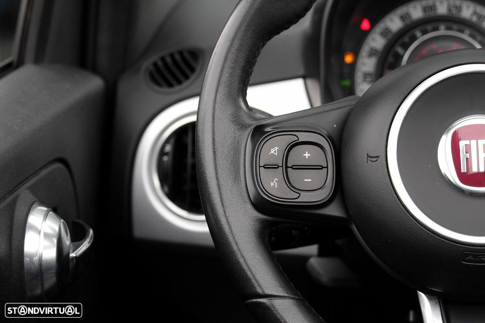 Fiat 500C 1.0 Hybrid Connect - 23