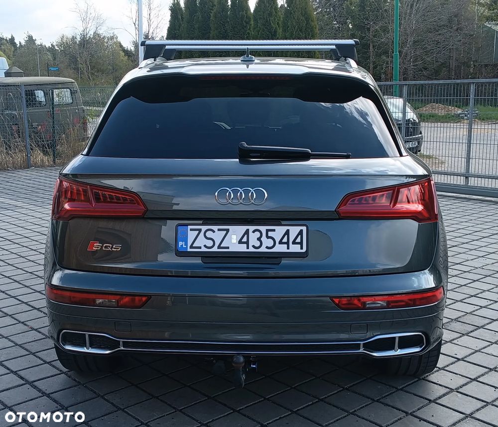Audi SQ5 - 2