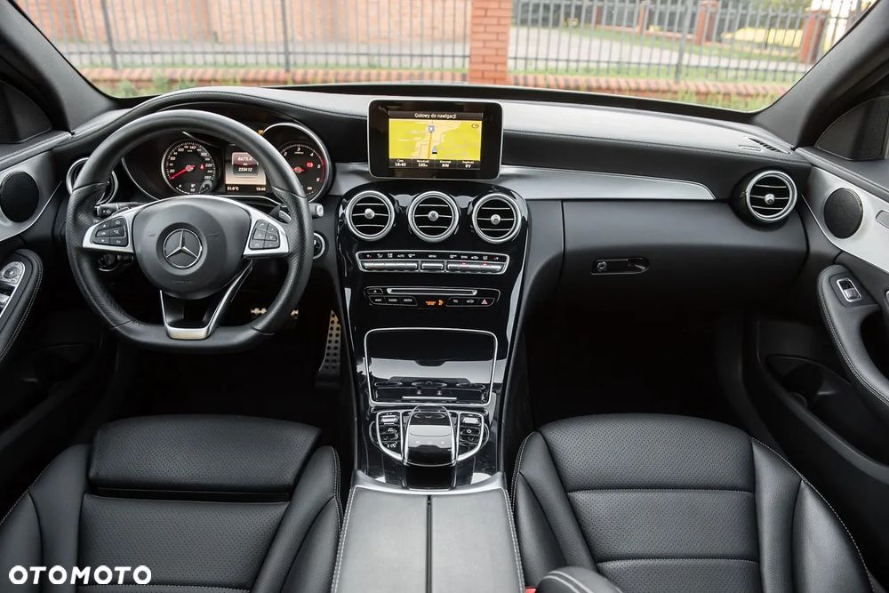 Mercedes-Benz Klasa C 250 (BlueTEC) d 7G-TRONIC AMG Line - 17