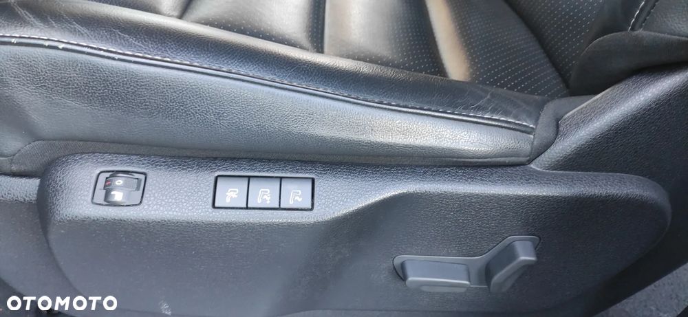 Opel Zafira 2.0 D Automatik 130 kW GS - 15