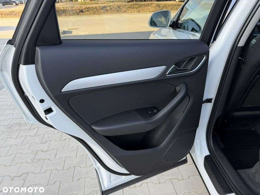 Audi Q3 2.0 TDI Quattro S tronic - 29