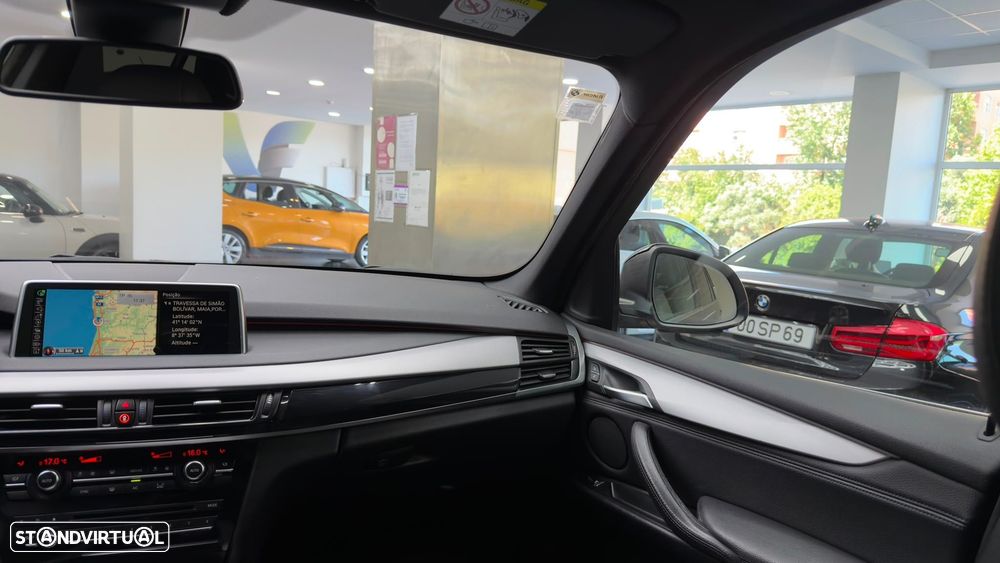 BMW X5 25 d sDrive Comfort 7L - 59