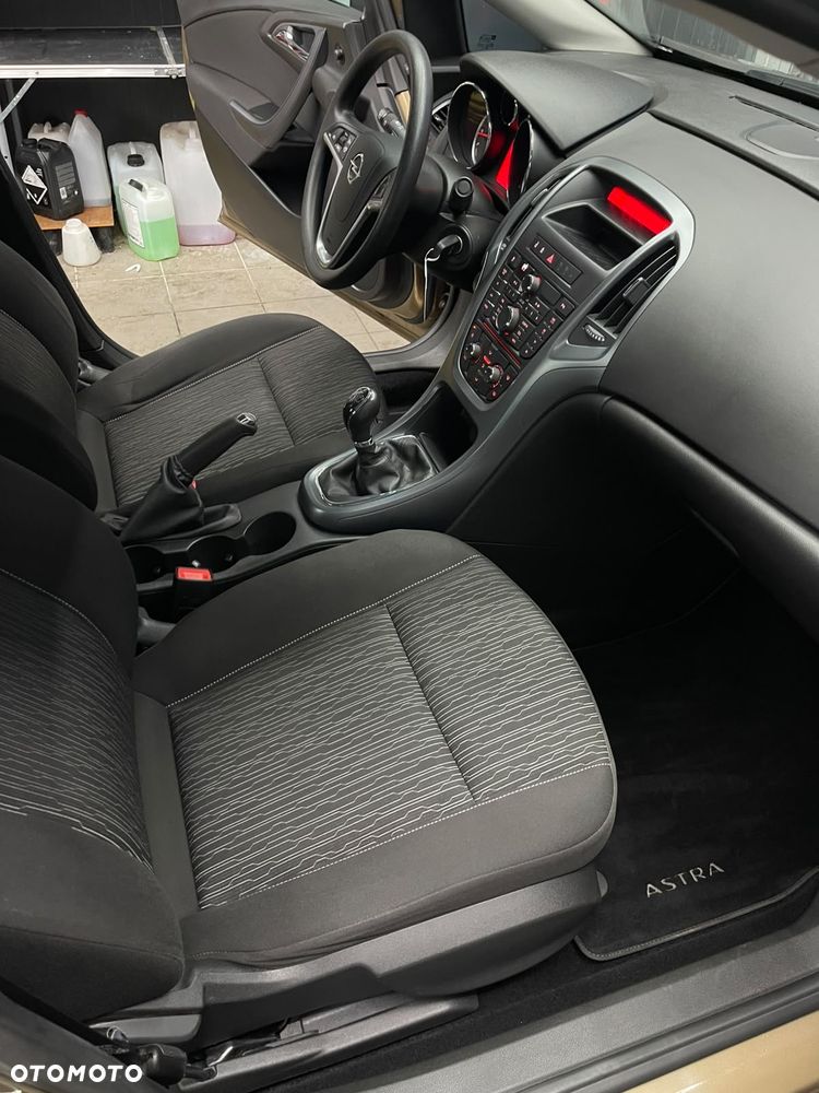 Opel Astra 1.6 Edition - 30