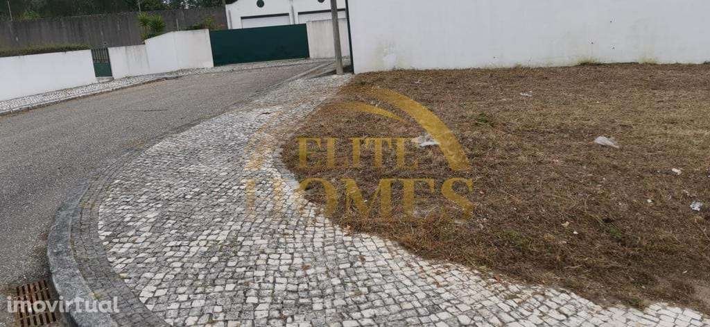 Lote de terreno com 300m2 para construção urbana. - Grande imagem: 5/11