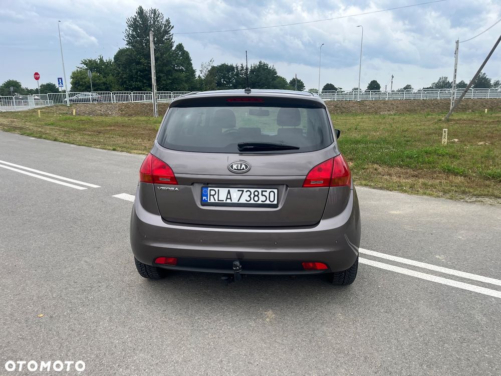 Kia Venga 1.6 CVVT Mind - 8