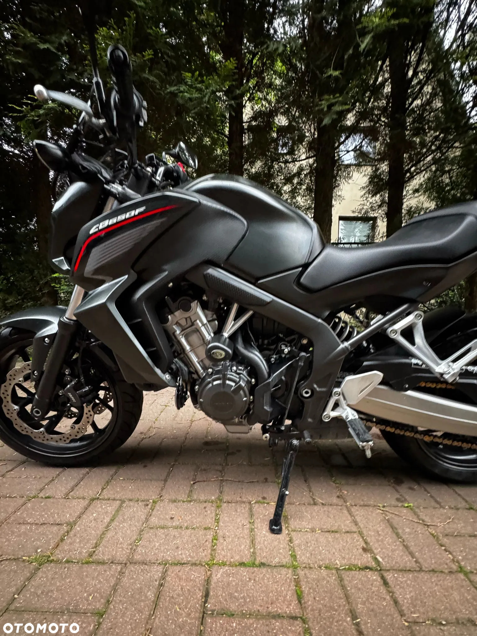 Honda CB - 11