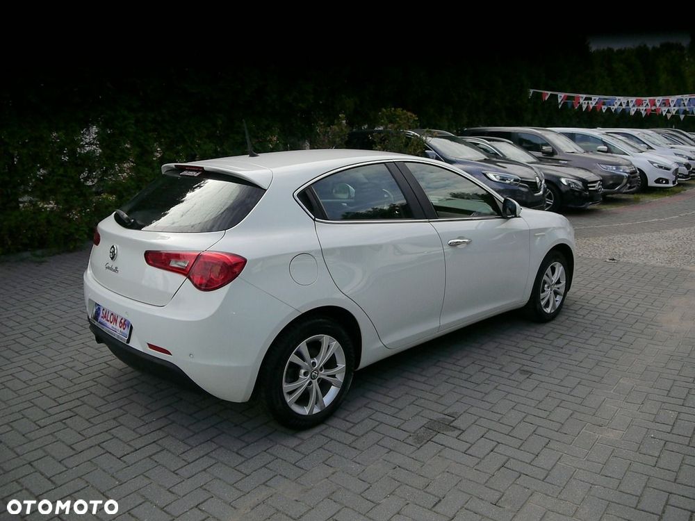 Alfa Romeo Giulietta 1.4 TB Impression - 14