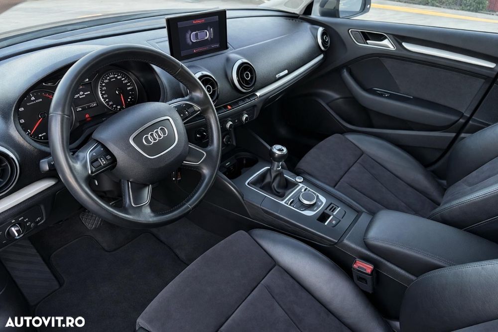 Audi A3 1.6 TDI ack (clean diesel) S line Sportpaket - 6