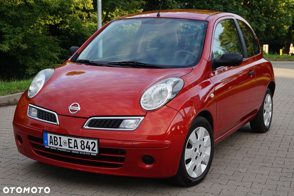Nissan Micra - 1