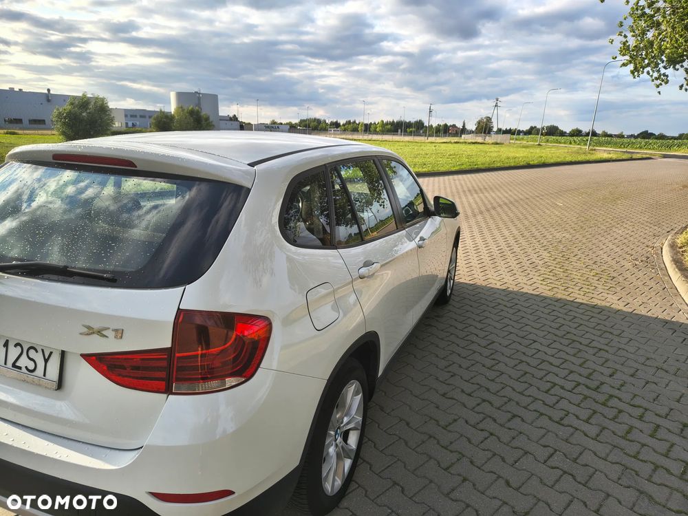 BMW X1 xDrive18d xLine - 5