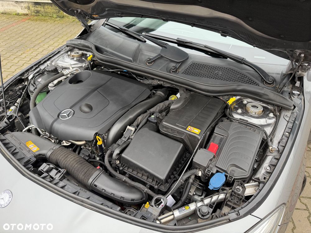 Mercedes-Benz CLA 220 CDI 7G-DCT AMG Line - 31